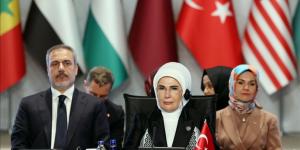 السيدة الأولى في تركيا تحث ميلانيا ترامب على التحدث عن محنة أطفال غزة
