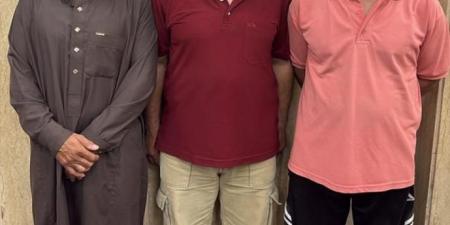 ضبط 3 أشخاص تعدوا على مقاول وحطموا سيارته بالقاهرة