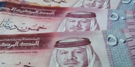 الحكومة تطفئ ديونا بقيمة 2 مليار دينار خلال النصف الأول من العام الحالي
