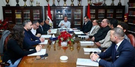 مصدر بـ الأهلي يكشف حقيقة تلقي النادي عرضا استثماريا صينيا