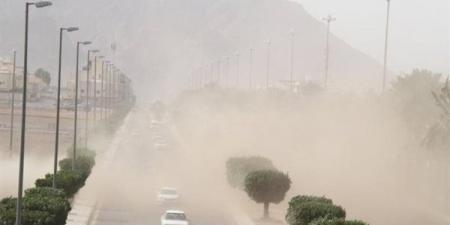 السعودية.. أمطار رعدية غزيرة وسيول في جازان وعسير والرياح النشطة تثير الأتربة