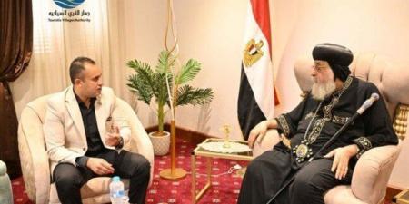 رئيس جهاز القرى السياحية يلتقي البابا تواضروس في مستهل زيارته للعلمين