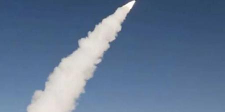 إعلان عسكري حوثي بتنفيذ عمليات ضد إسرائيل إحداها استهدفت مطار بن غوريون