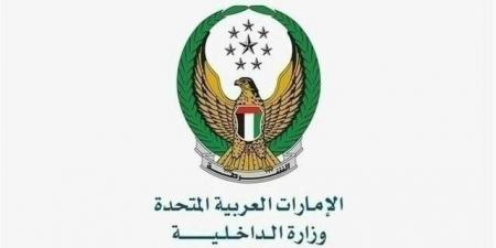 شرطة دبي تضبط وتسلّم قياديين في شبكات إجرامية أوروبية إلى الإنتربول