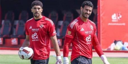 بعد وفاة والده.. الشناوي يشارك في تدريبات الأهلي استعدادًا لمباراة غزل المحلة