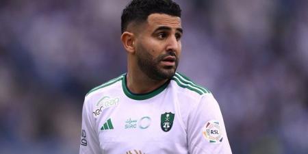 رياض محرز يقود هجوم الأهلي أمام النصر في كأس السوبر السعودي