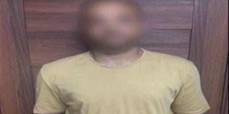 القبض على شاب تحرش بفتاة داخل ميني باص بالقاهرة