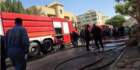 اندلاع حريق داخل مول شهير في الشروق.. وسيارات الإطفاء تحاصر النيران