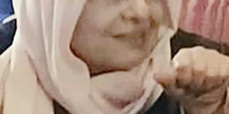 الصديقة الغالية.. فيفي عبده تعلن وفاة الراقصة المعتزلة سهير مجدي