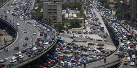 قبل ما تتحرك من بيتك.. كثافات متحركة على أغلب طرق ومحاور القاهرة والجيزة