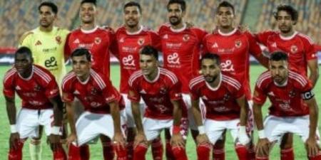 شاهد تحرك نجوم الأهلي إلى ملعب مباراة غزل المحلة فى الدوري