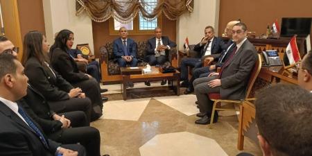 وزير الخارجية يتفقد مقر القنصلية العامة المصرية في جدة