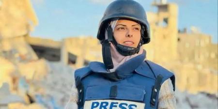 استشهاد الصحفية مريم أبو دقة في غزة خلال قصف الاحتلال الإسرائيلي