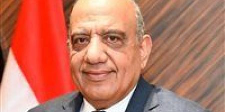 حادث مروري يصيب وزير الكهرباء وزوجته و3 من مرافقيه.. واستقرار حالتهم