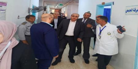 وزير الصحة يُجري زيارة مفاجئة لمستشفى المفرق الحكومي