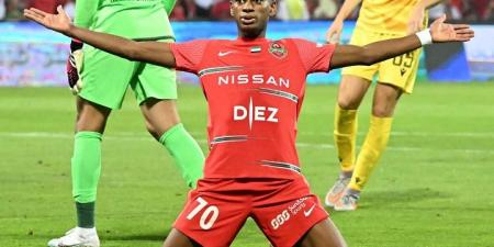 خاص لـ«الإمارات اليوم»: يحيى الغساني لاعب منتخب الإمارات وشباب الأهلي يتلقى عرضاً للعب في الدوري الفرنسي