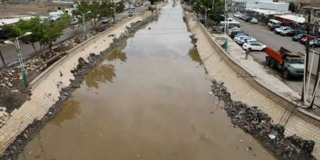 جرفت المنازل والمحاصيل.. أكثر من 100 ألف متضرر من الفيضانات جنوب اليمن