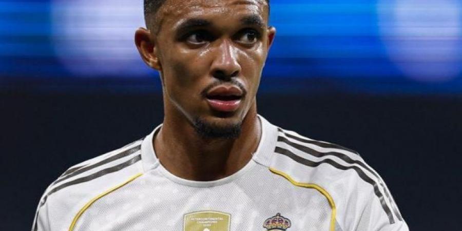 سهام الانتقادات تطارد أرنولد بعد مباراة أوساسونا