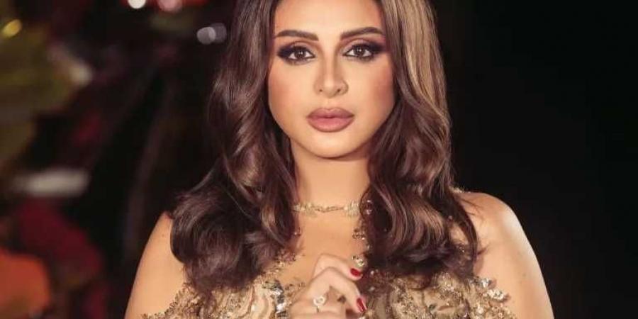4 رسائل تكشف الحقيقة الكاملة عن الحالة الصحية للفنانة أنغام