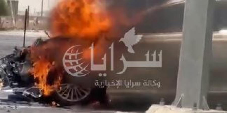 بالفيديو .. إصابات بحادث تصادم واحتراق مركبة على طريق الصوامع في إربد