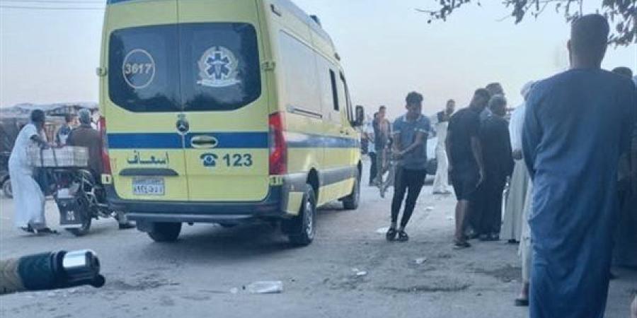 بتر قدم ربة منزل خلال نزولها من عبارة نيلية بـ الخزندارية في سوهاج