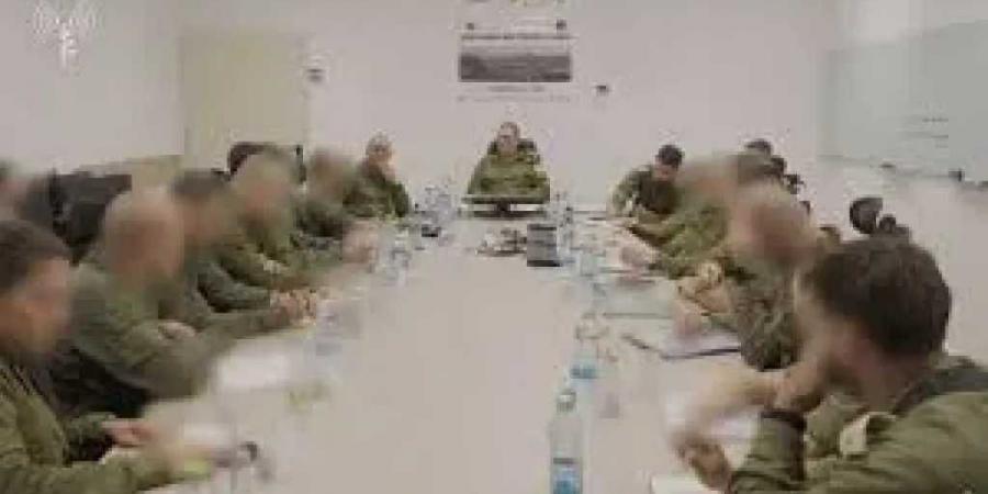 هل تنهار المليشيا من الداخل؟ كشف عن حالة الرعب التي تجتاح قيادات الحوثي في صنعاء