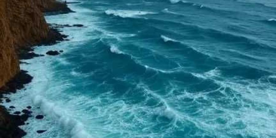 الأرصاد يحذر: أمطار رعدية واضطراب بحري يهددان مناطق اليمن الساحلية والجبلية