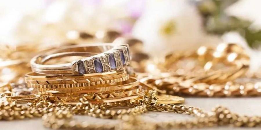 بالليرة السورية والدولار .. أسعار الذهب في سوريا بداية تعاملات اليوم السبت 23 - 8 - 2025