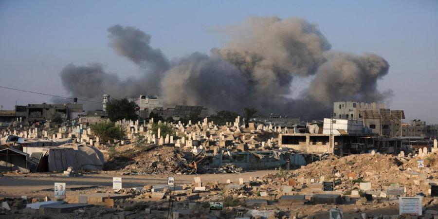 14 شهيدا إثر قصف الاحتلال خيام النازحين في خان يونس والمغازي