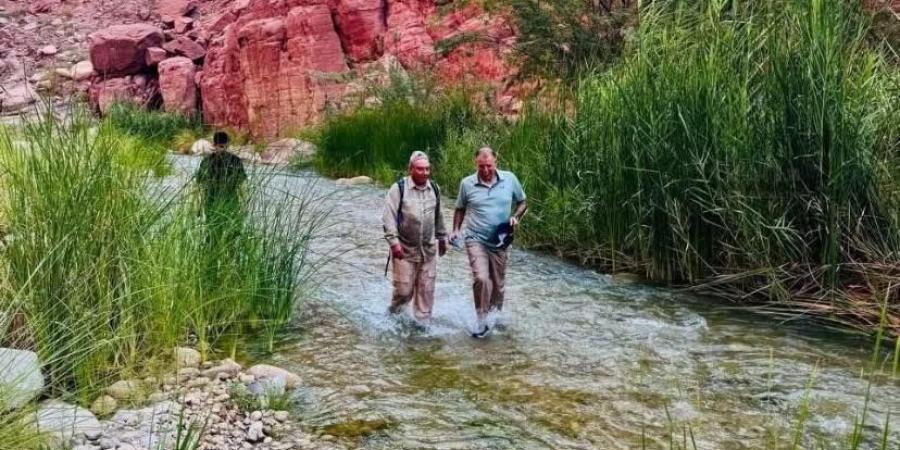 وزير الداخلية ورئيس سلطة إقليم البترا في جولة استكشافية بوادي الحسا - صور