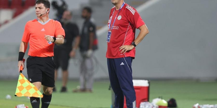 مدرب الجزيرة حمزة سرار: لم أخشَ تحمل المسؤولية بعد رحيل عموتة.. تحليت بالشجاعة