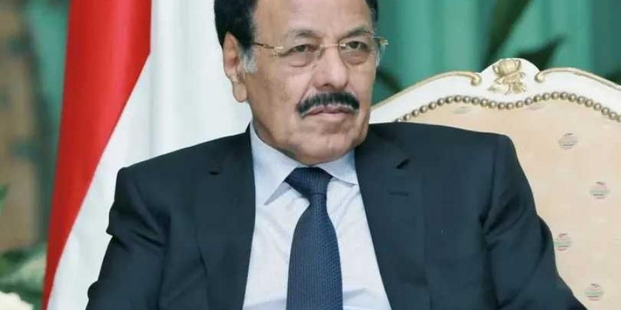 ”في ذكرى تأسيس المؤتمر الشعبي العام: علي محسن الأحمر يُطلق تحذيراً مزلزلاً للحوثيين
