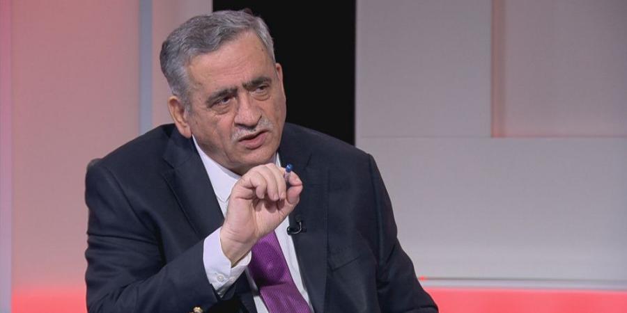 رئيس الجامعة الأردنية ينهي تكليف مساعديه ويستبعد تعيين بدلاء