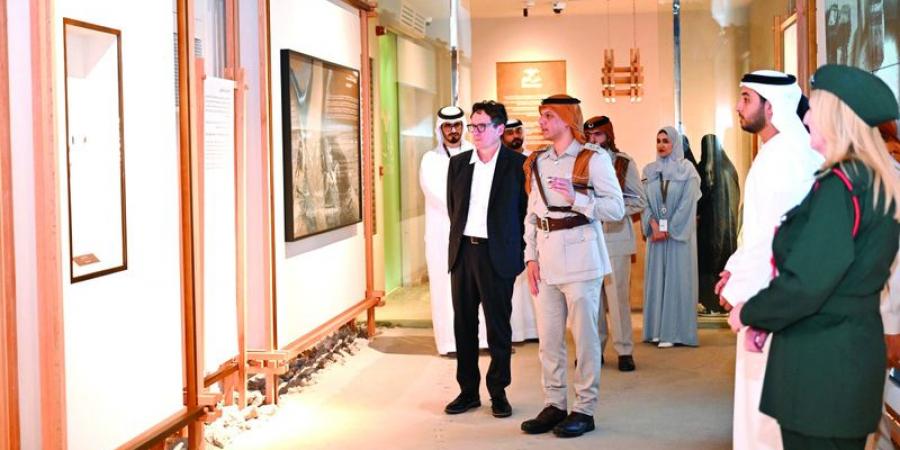 وفد متحف زايد الوطني يطلع على تراث «المقطع»