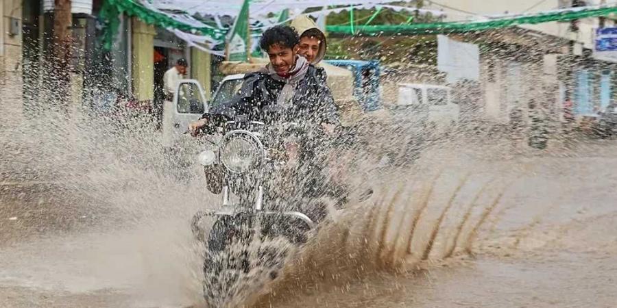 161 ألف دولار لحماية 15,700 نازح في هذه المحافظة اليمنية جراء الفيضانات