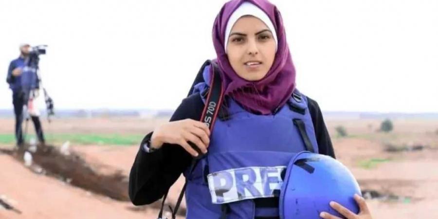 استشهاد الصحفية الفلسطينية مريم أبو دقة أثر قصف إسرائيلي جنوبي خان يونس