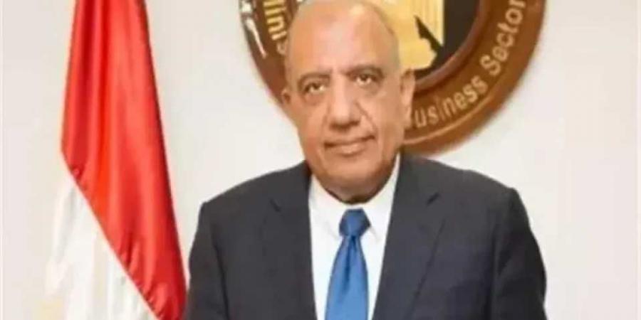 وزير الكهرباء المصري يتعرض لحادث مرور أثناء توجهه لمدينة العلمين