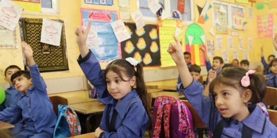 أهالي "بلدة يبلا" يطالبون بإعادة طلاب الصف الخامس إلى مدرستهم الأساسية: “التربية ليست أرقامًا بل رسالة”
