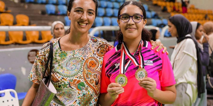 من الجزائر إلى عمان.. نور فكري بطلة الريشة الطائرة تواصل حصد الميداليات