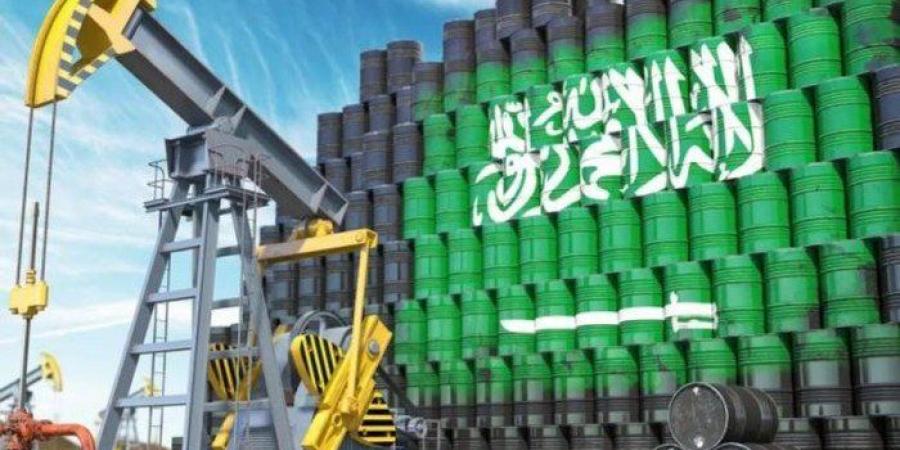 صادرات النفط السعودي تواصل التراجع للشهر الـ13 على التوالي.. ما الأسباب؟