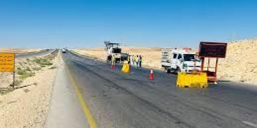 مواطنون يشتكون توقف أعمال صيانة طريق رأس النقب–البتراء و"الأشغال" توضح