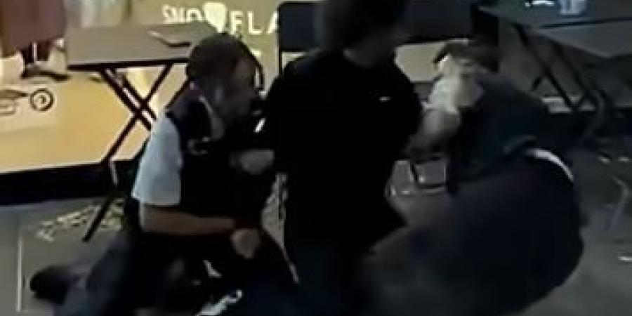 بريطانيا تعتقل أحمد عبد القادر ميدو.. ومطالبات بالإفراج الفوري عنه