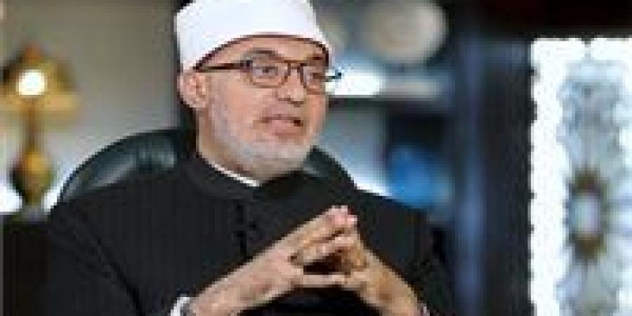 ما حكم نشر ومشاركة "البلوجر" للمقاطع غير الأخلاقية.. المفتي يجيب