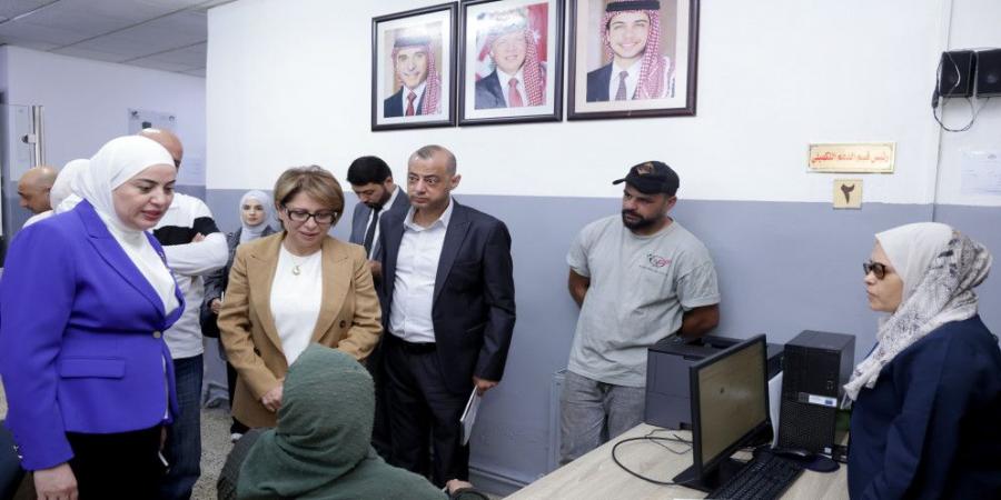 بني مصطفى والبلبيسي تجريان زيارات مفاجئة لمكاتب "المعونة"