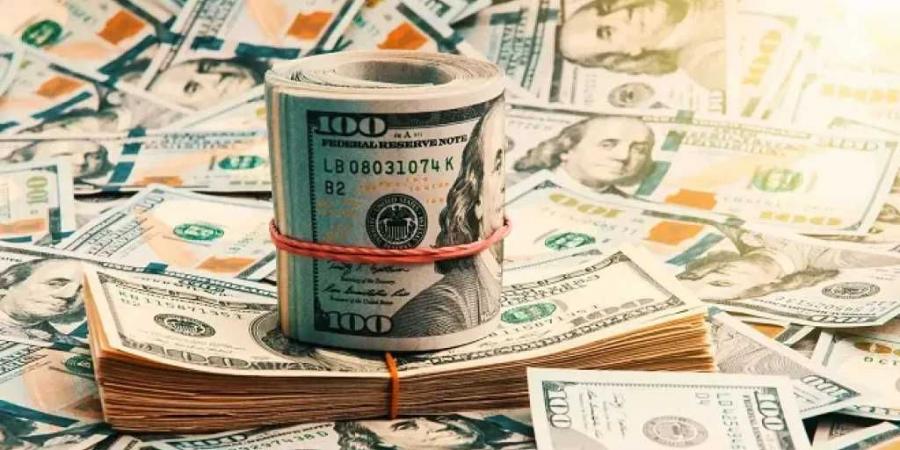 قفزة جديدة .. أسعار الدولار الأمريكي مقابل الريال اليمني بداية تعاملات اليوم الثلاثاء 26 - 8- 2025
